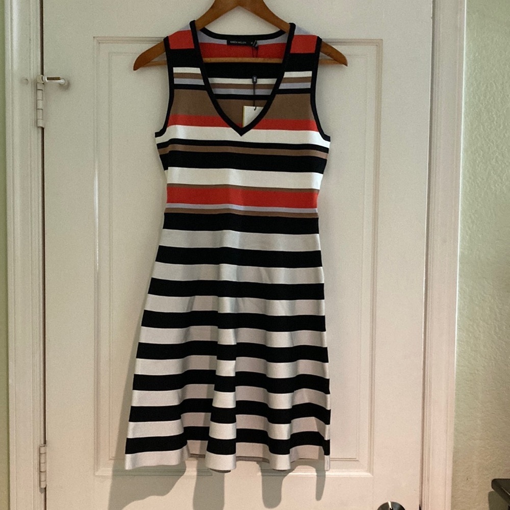 Karen Millen Thick Knit Above Knee Striped V neck Sleeveless Dress NWT RARE sz M